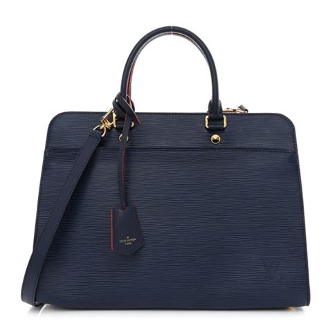 vaneau gm louis vuitton|LOUIS VUITTON Epi Vaneau GM Marine Rouge .